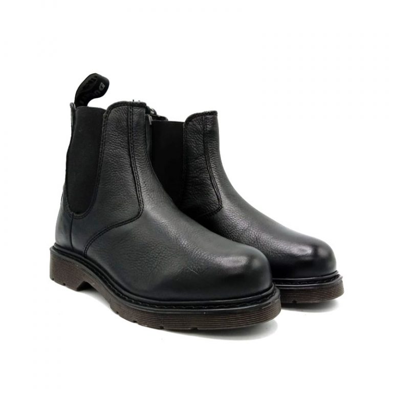 High Ankle / Chelsea Boots in Pakistan