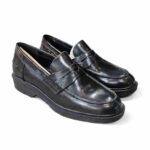 J & J Men Black Moccasin