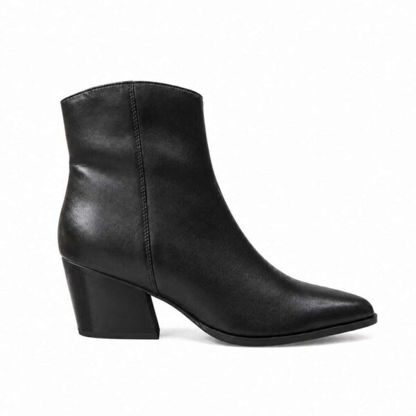 M.T Pointed Toe Heel Boots